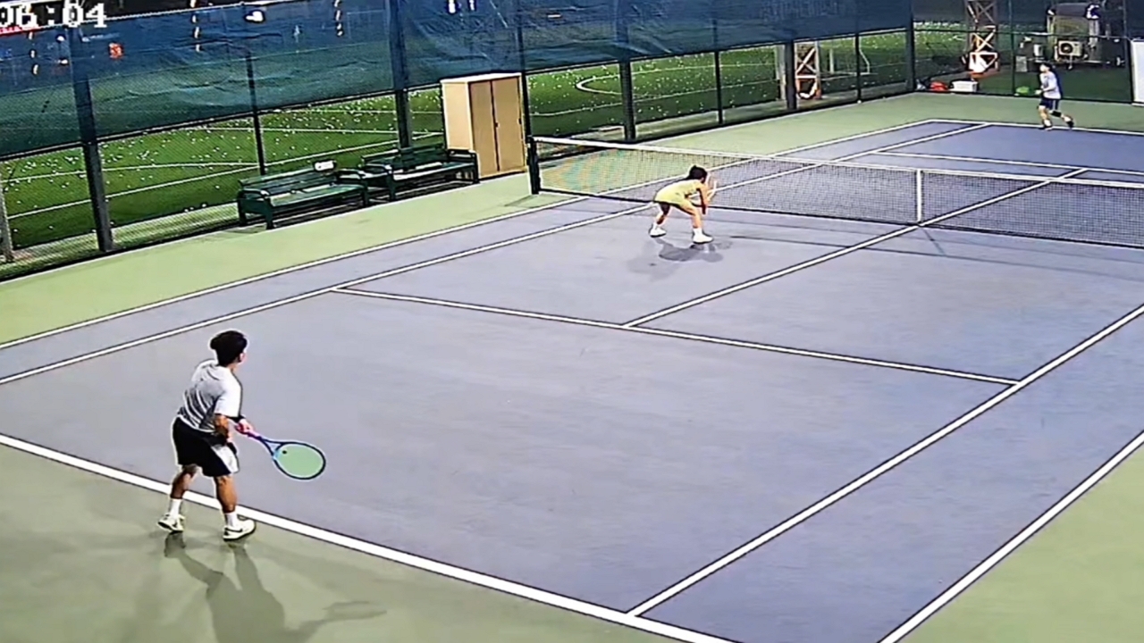 Woman accidentally hit by tennis serve in Guangdong, China<br>