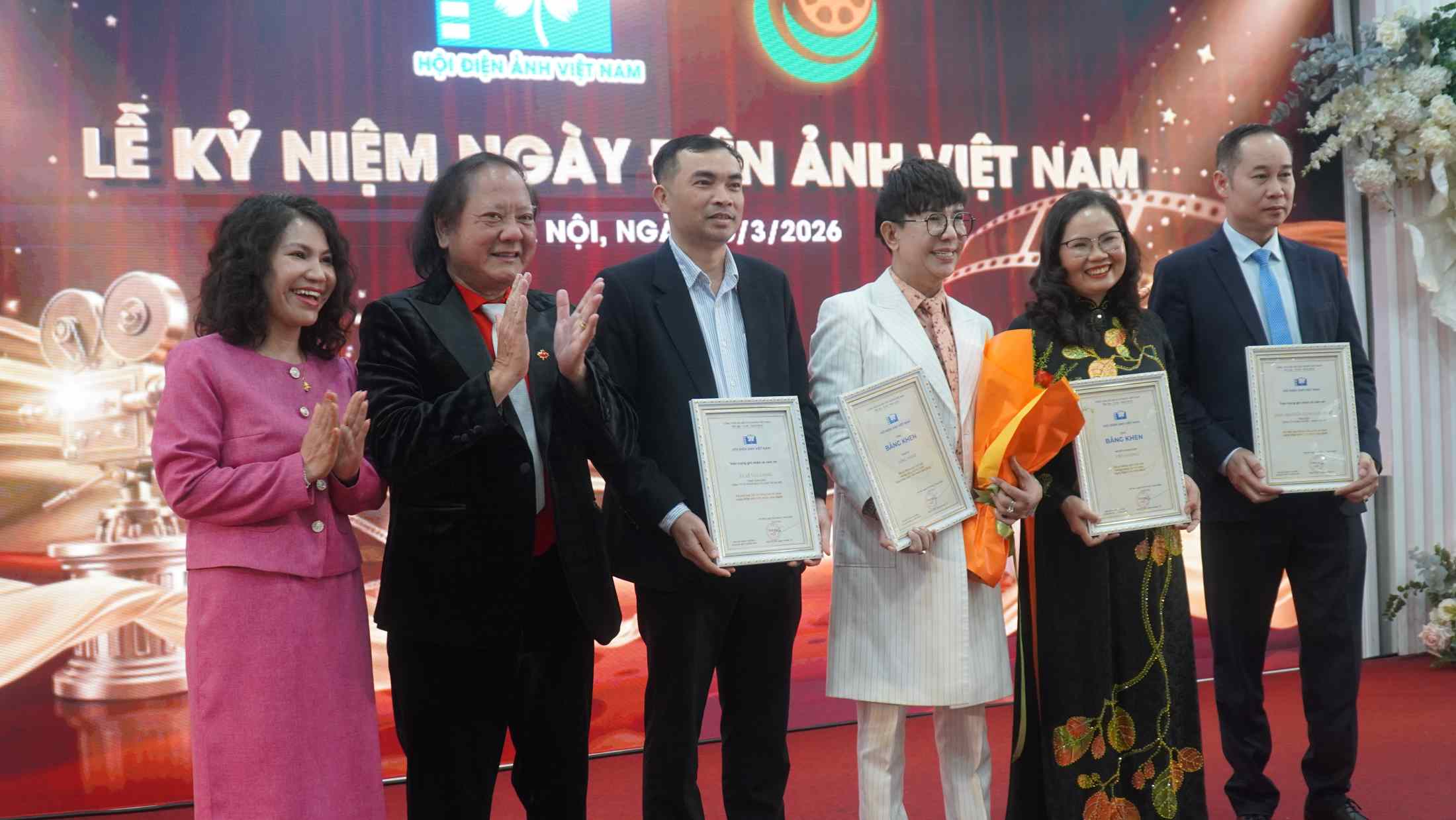 73 năm điện ảnh Việt Nam, hành trình từ những thước phim chiến trường đến màn bạc rực rỡ