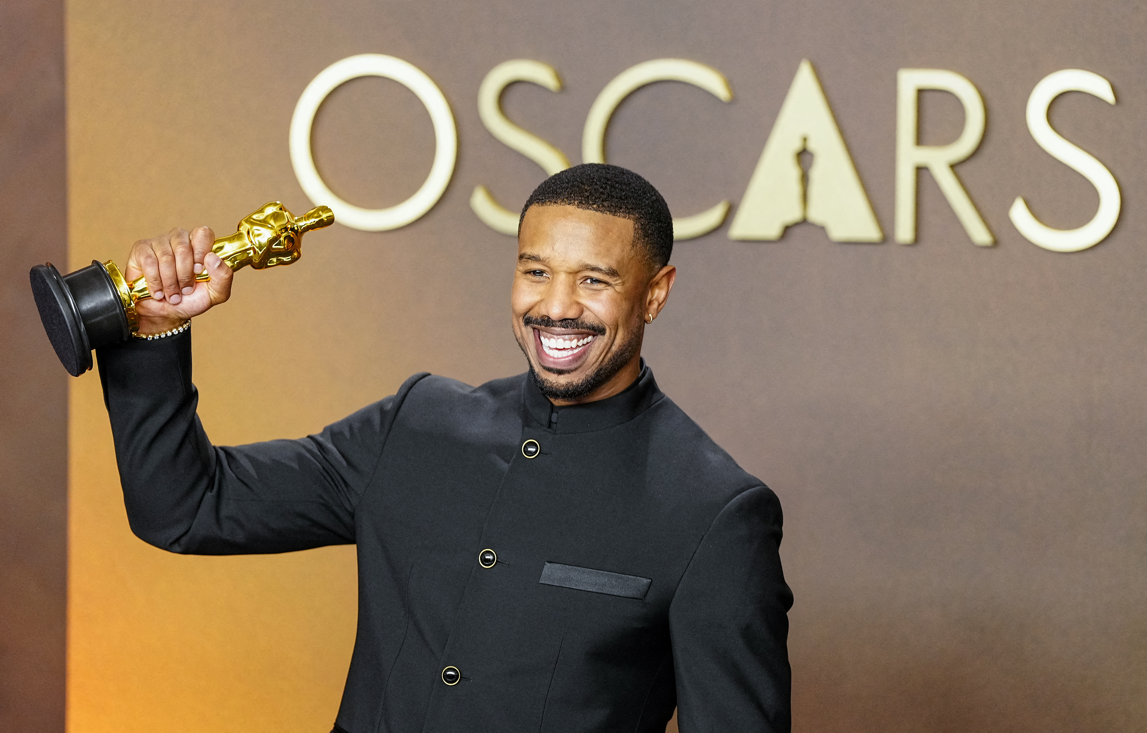Le puissant discours de Michael B Jordan, sixième Afro-Américain sacré ...