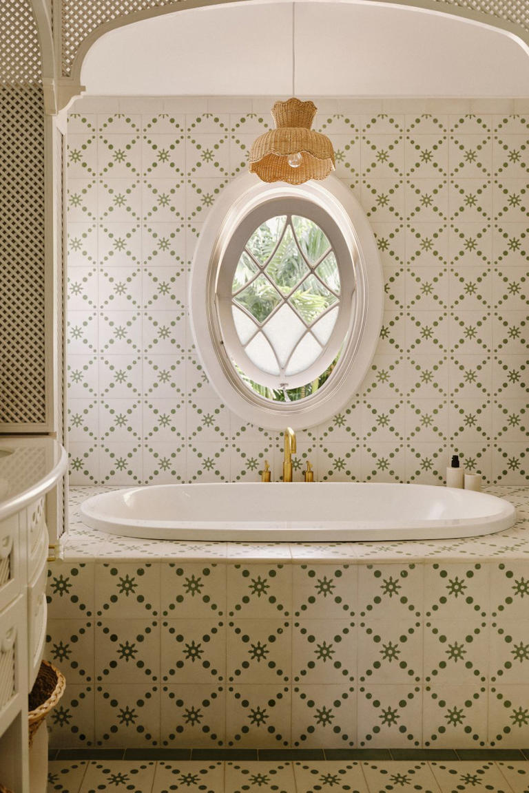 An expert’s guide to bathroom tiles