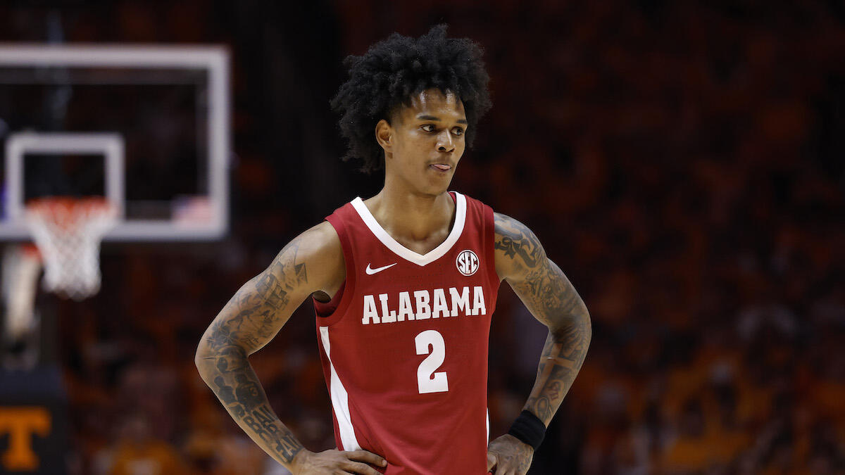 Alabama point guard Aden Holloway's mugshot released