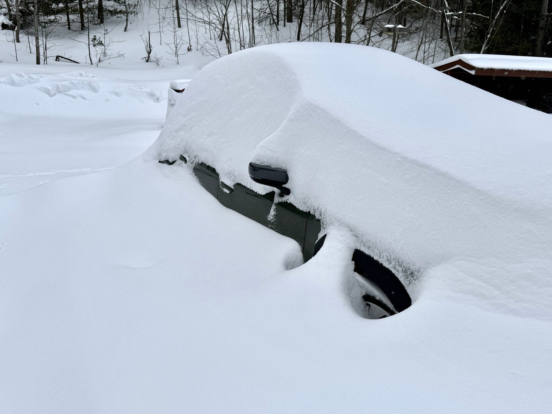 31 inches fell in Michigan's UP. See current snow, ice totals