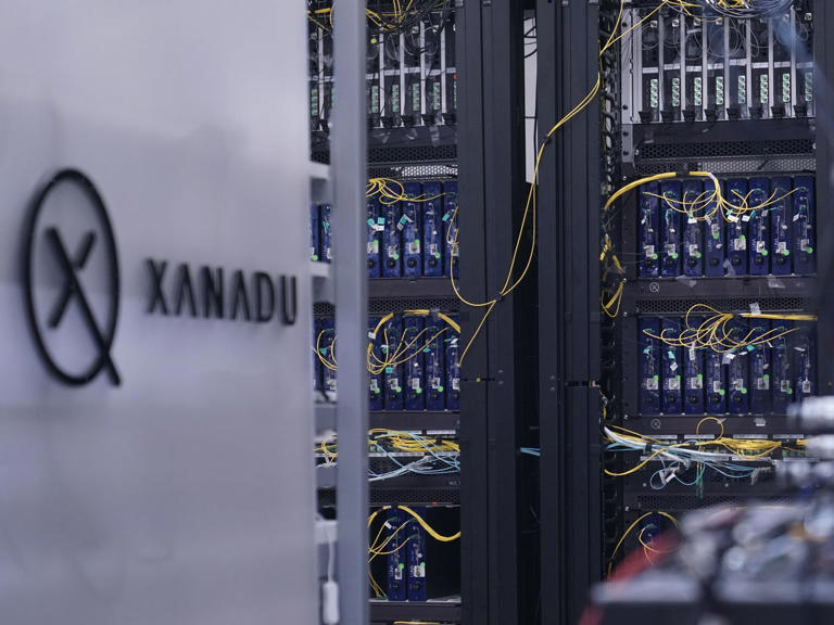 Xanadu teams up with Telus to build Canadian quantum computing ...