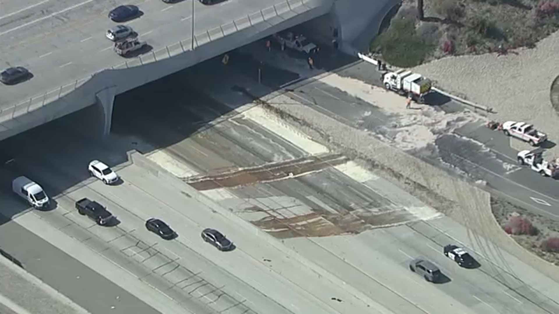 Sticky mess on 10 FWY in Fontana causes major traffic delay after semi ...