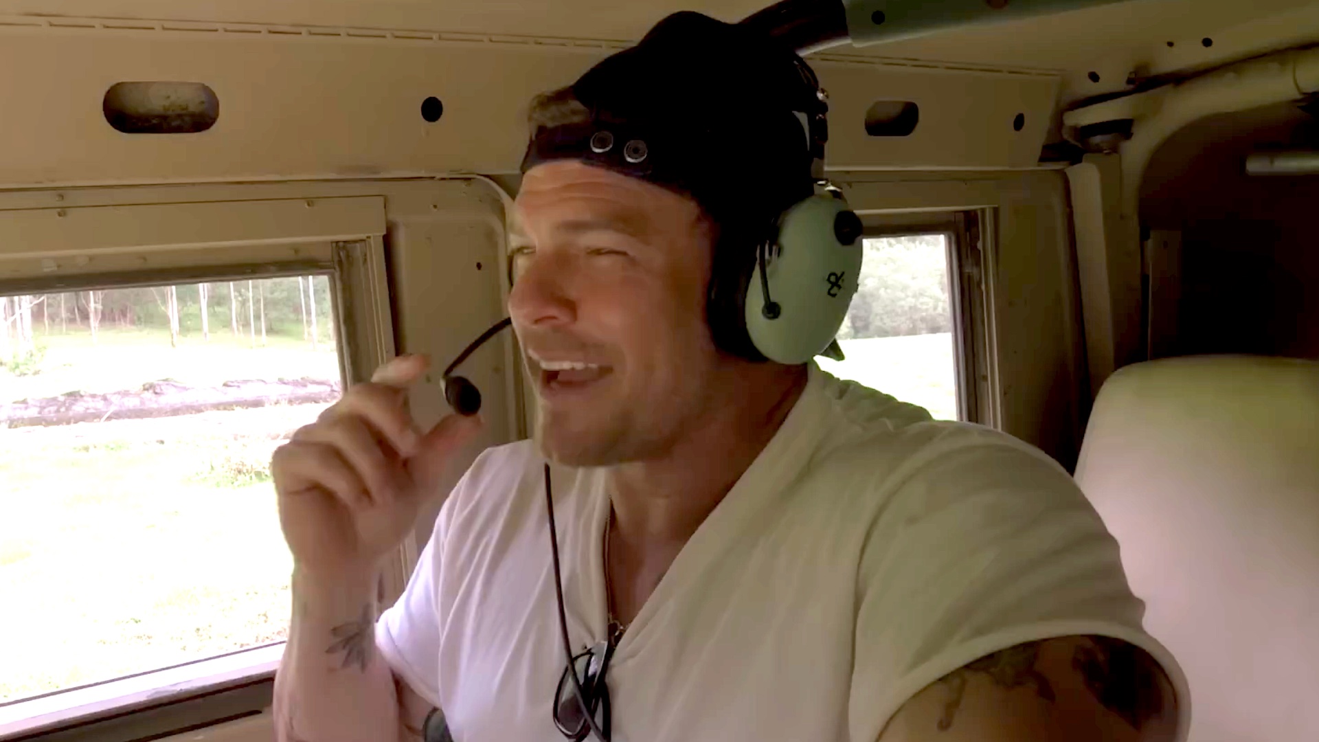 Alan Ritchson takes on wild machine challenges in War Machine