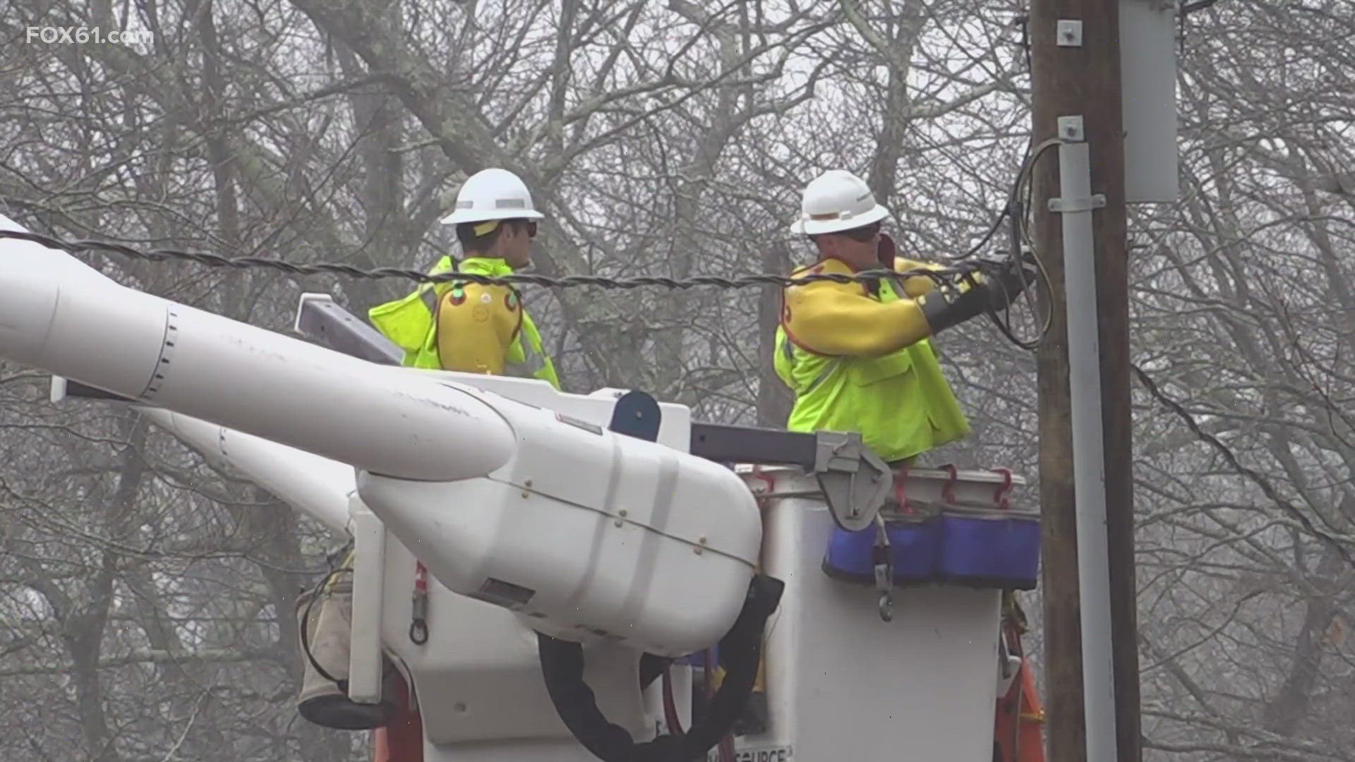 Eversource crews respond to dozens of Connecticut power outages amid ...