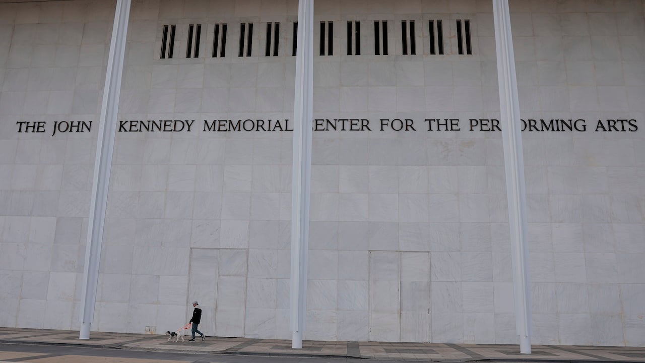 Kennedy Center board votes to shut down operations for two years amid resignations, cancellations and more<br>