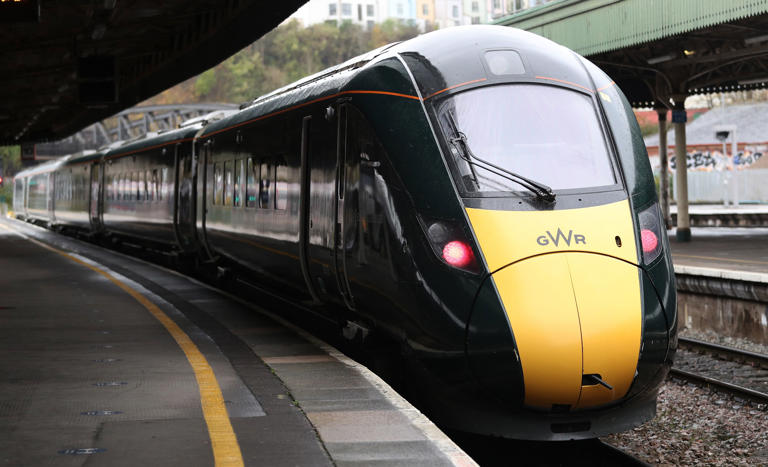 Train passengers face new railcard checks in fare dodging crackdown