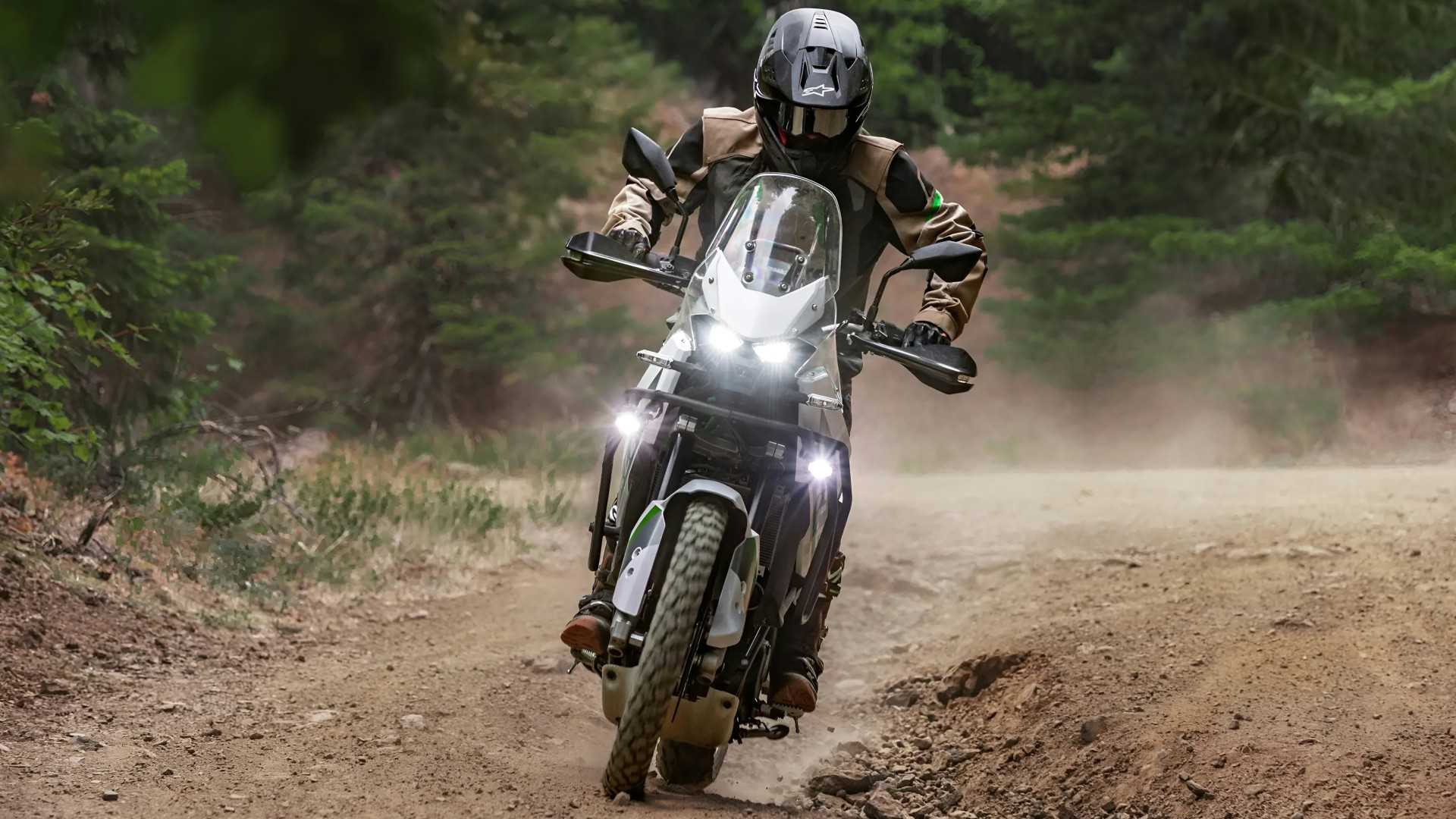 2026 Kawasaki KLE500 off-roading front fascia view