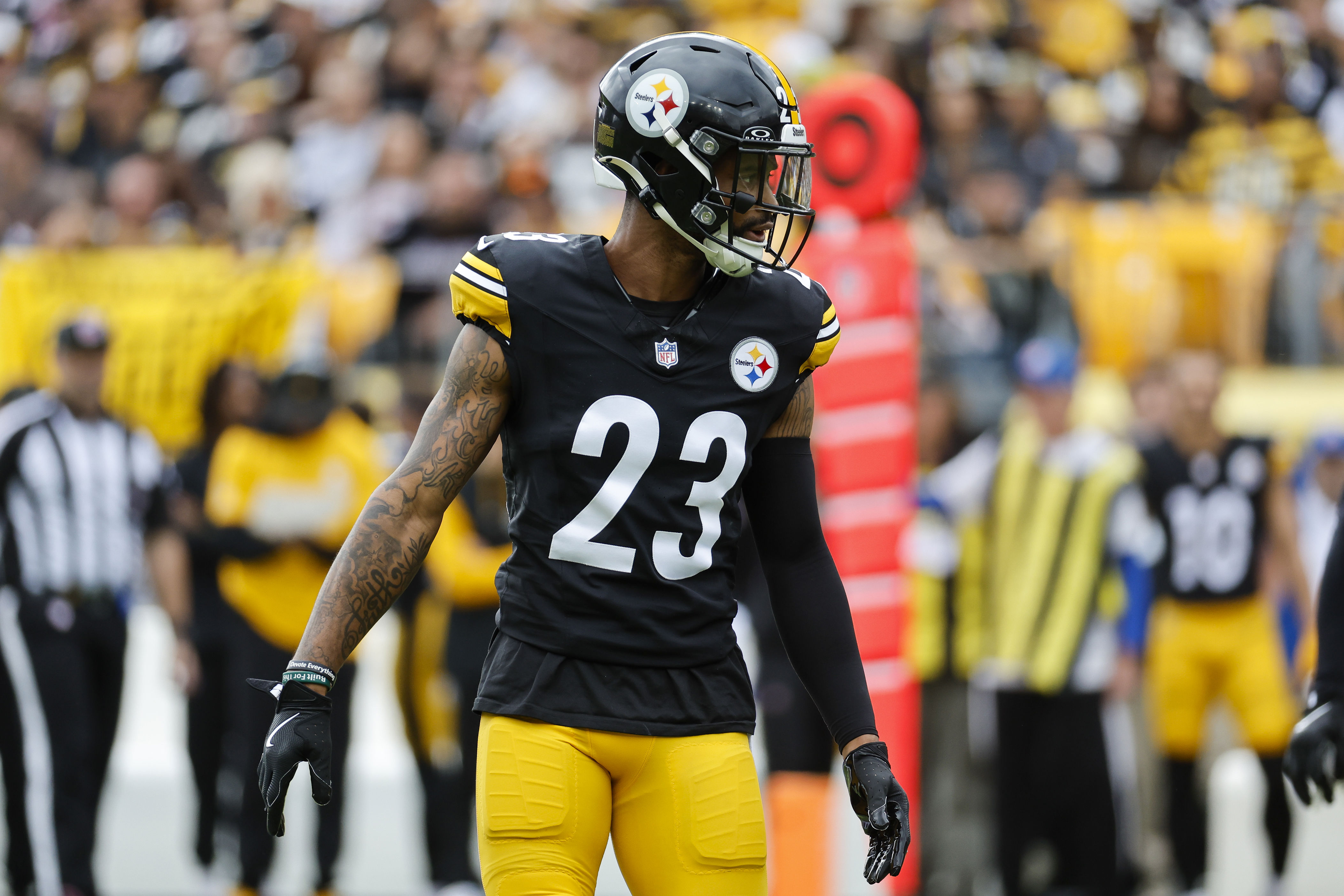 Former Steelers cornerback retires from NFL