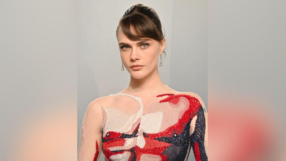 Cara Delevingne dragged for wearing strange muscle dress at Vanity Fair ...
