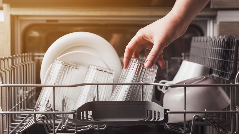 Here's exactly how you should be cleaning your combs