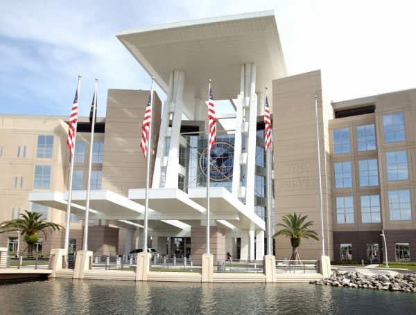 VA job transfer nightmare: DC judge tosses suit but gives veteran a second chance<br><br>