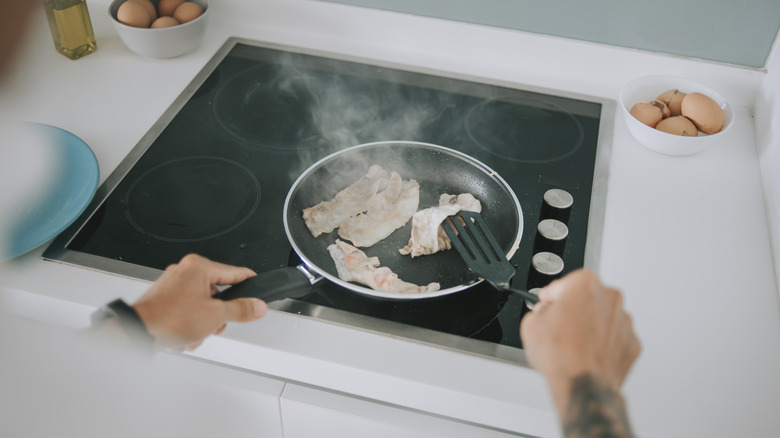 12 mistakes everyone makes when cooking on an induction cooktop