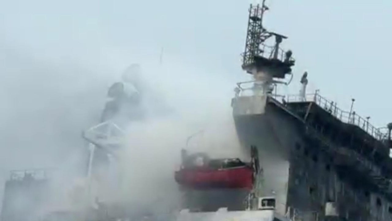 Iran strikes US.-owned oil tanker in Strait of Hormuz<br><br>