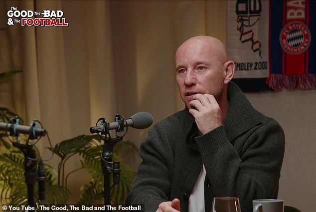 Butt praised Fernandes' performances during tough times for United this season