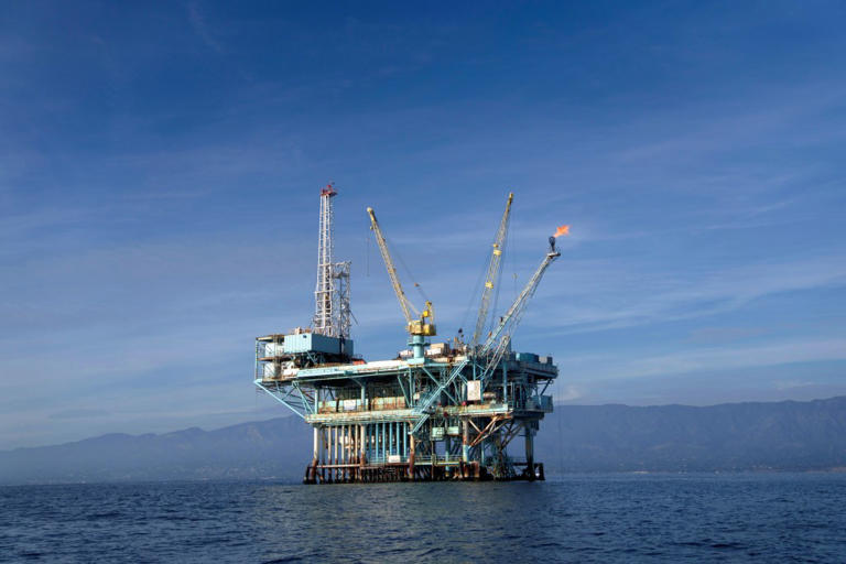 Black gold gushes into California as offshore bill kicks into gear ...