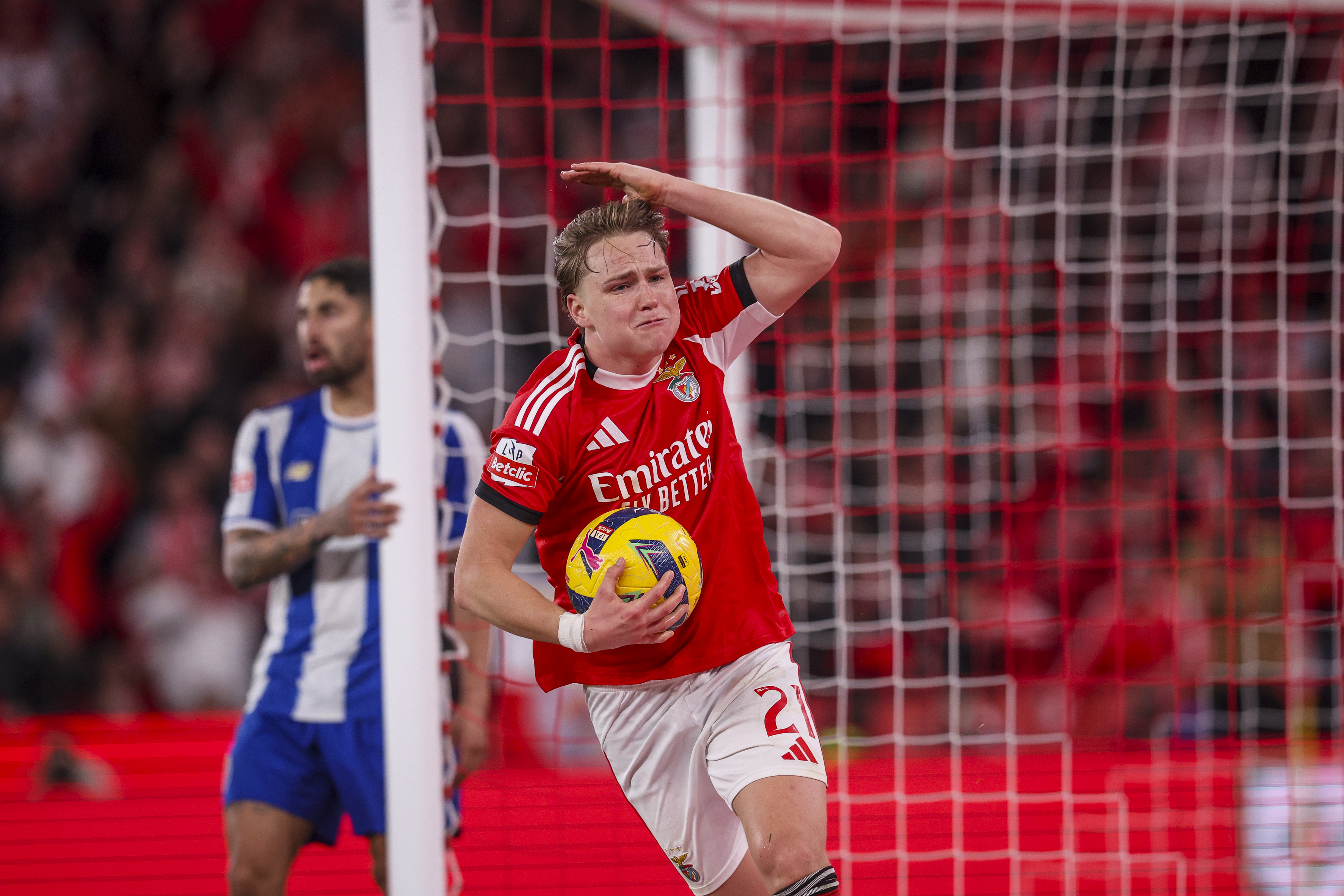 Barcelona come up with another alternative to Marcus Rashford<br><br>