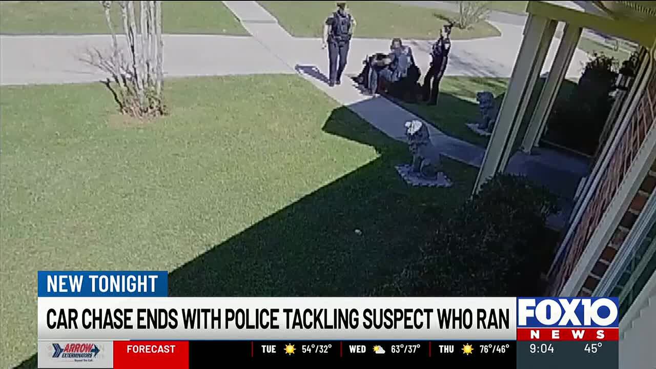 Teen suspect tackled after police pursuit ends in crash on Panorama ...