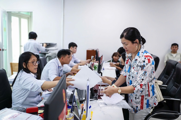 Gắn đổi mới thể chế với đổi mới công tác cán bộ