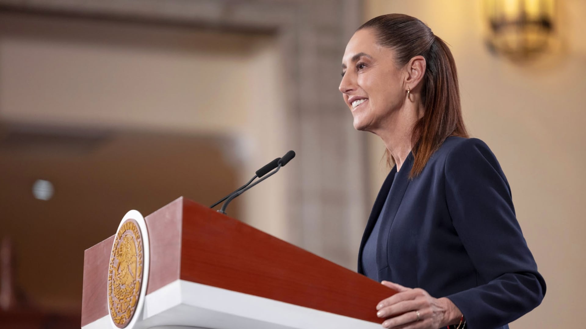Sheinbaum defiende cuenta para donar a Cuba tras llamado de AMLO ...