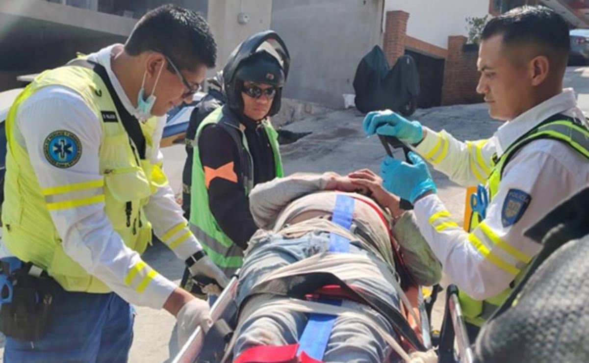 Hombre cae a barranco de casi seis metros en la alcaldía Álvaro Obregón ...