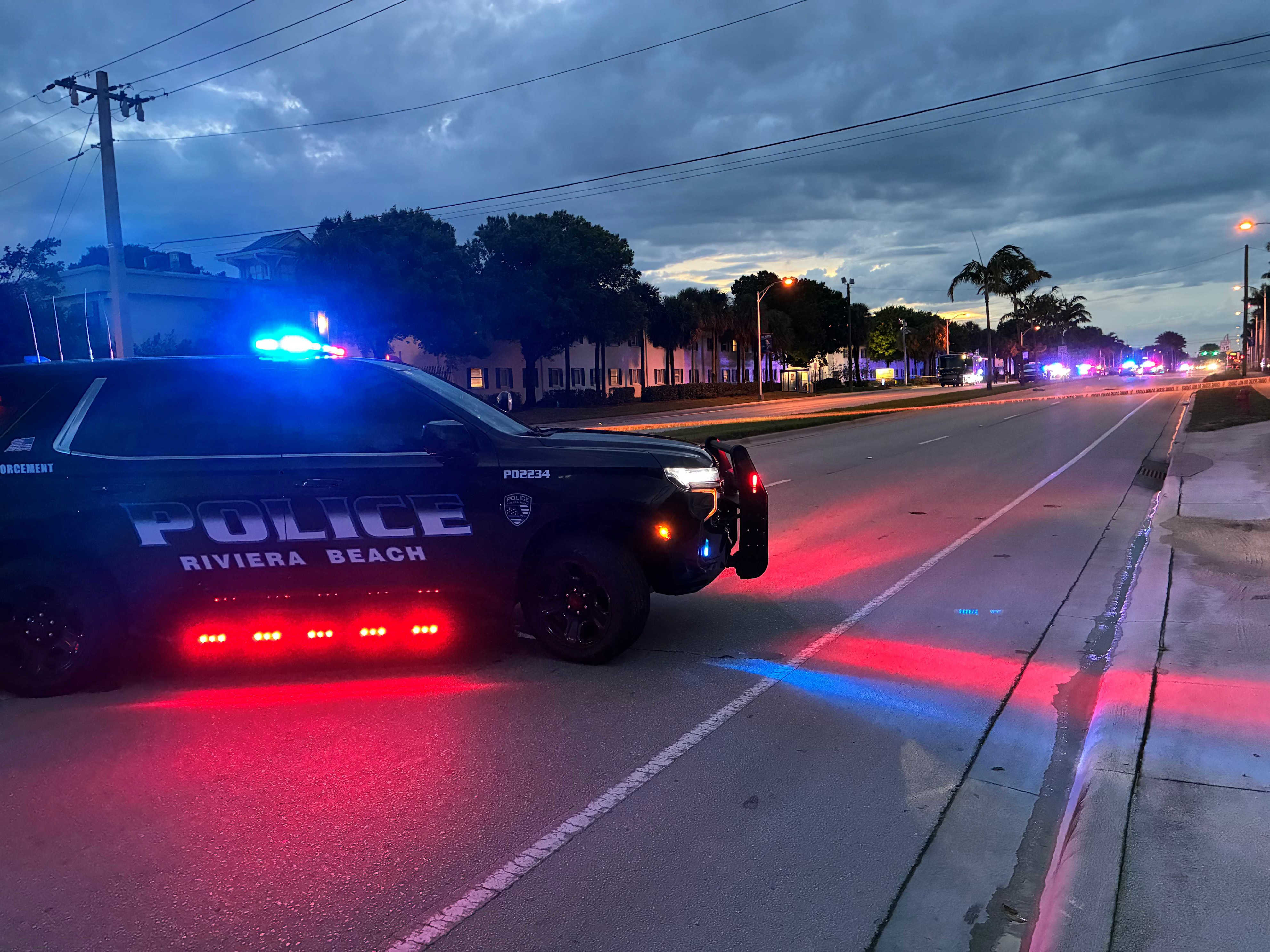 Shooting at Azure Estates in Riviera Beach leaves one dead, five shot