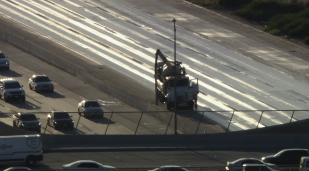 10 Freeway closed in Fontana after overturned big rig spills gallons of ...