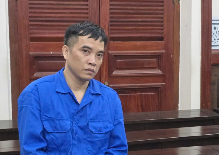 Mua dâm 3 bé gái bỏ nhà đi 'bụi', lãnh án tù