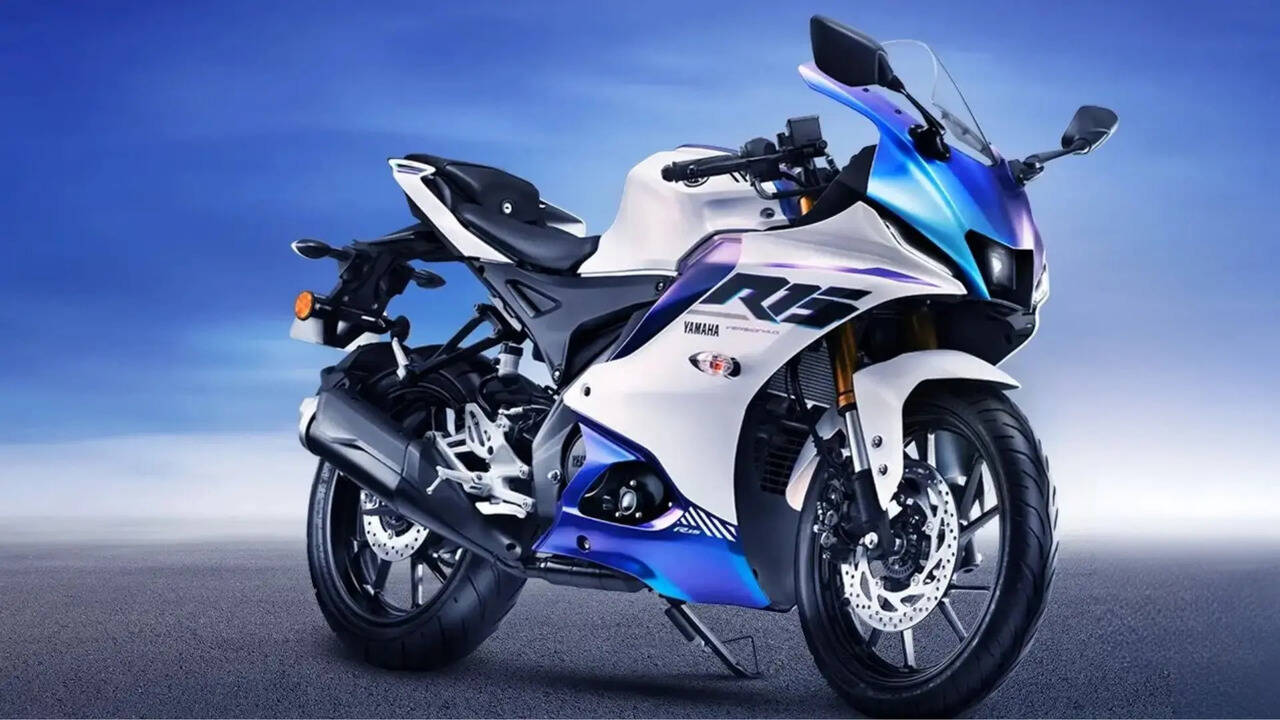 Yamaha R15 price, mileage, engine, features and everything you need to know
