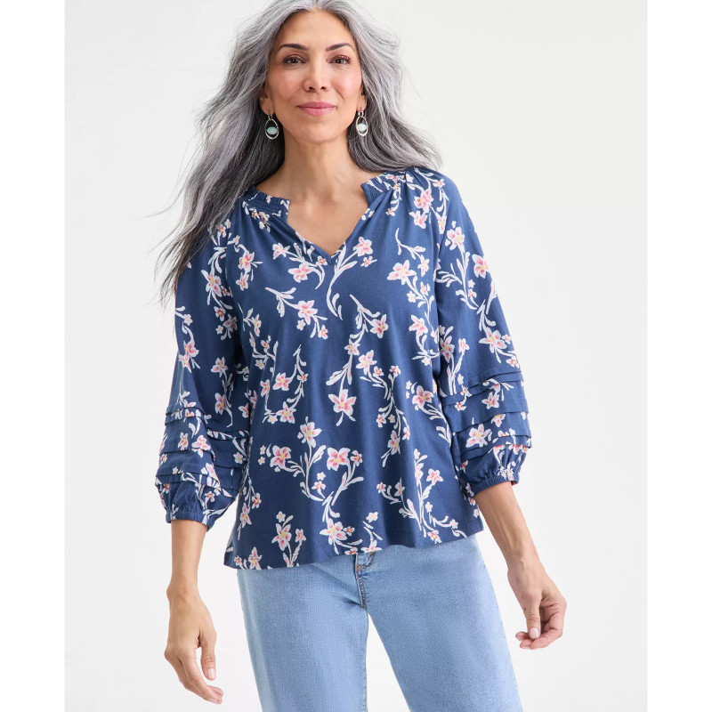 Grab Macy's $25 floral top: Comfortable, stylish, and perfect for ...