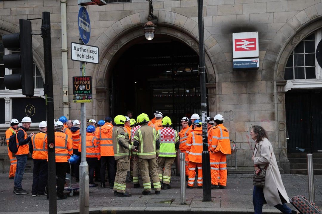 Glasgow Central to partially reopen after fire