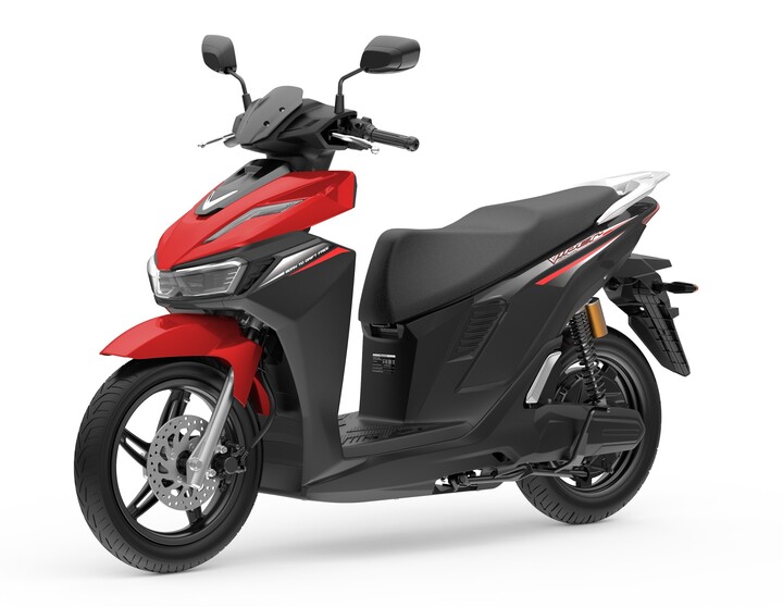 Chỉ còn vài giờ để nhận ưu đãi khi chốt xe máy điện đổi pin nhanh VinFast Viper