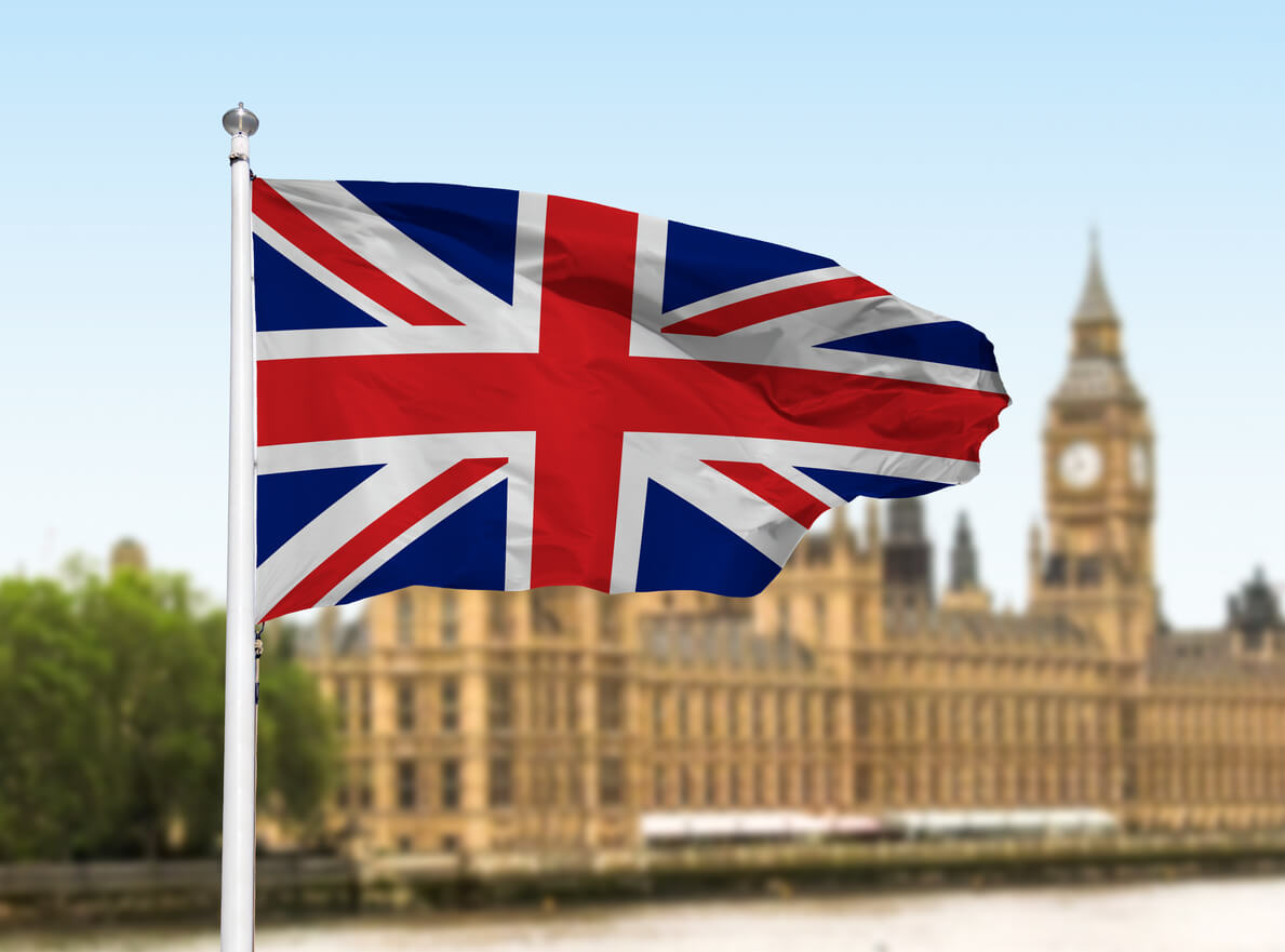 Jews decry UK newspaper for appearing to justify attack on bakery ...