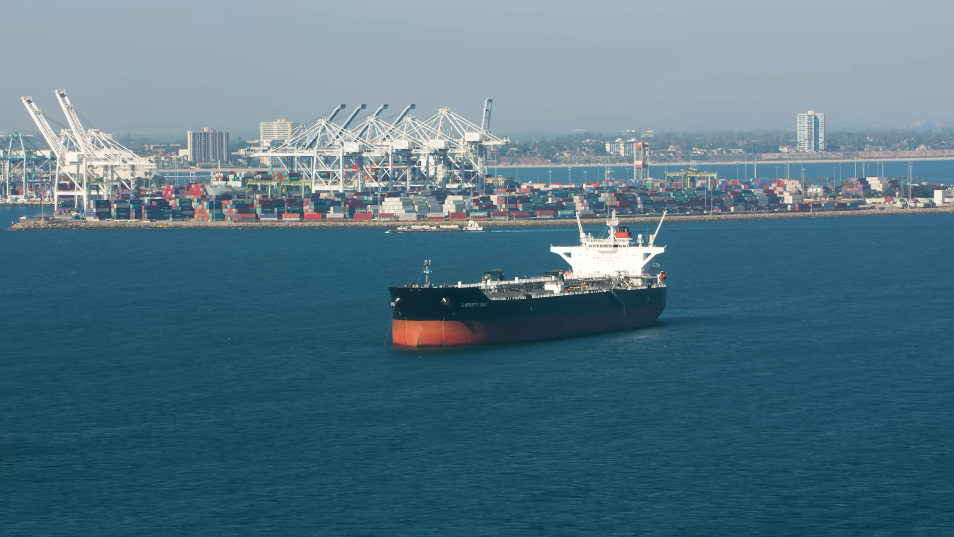 This one simple principle keeps 200,000-ton ships afloat