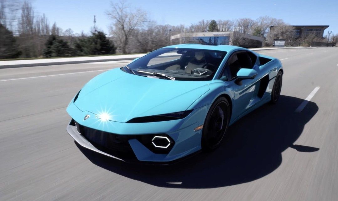 From homeless to success: YouTuber buys $525K Lamborghini Temerario
