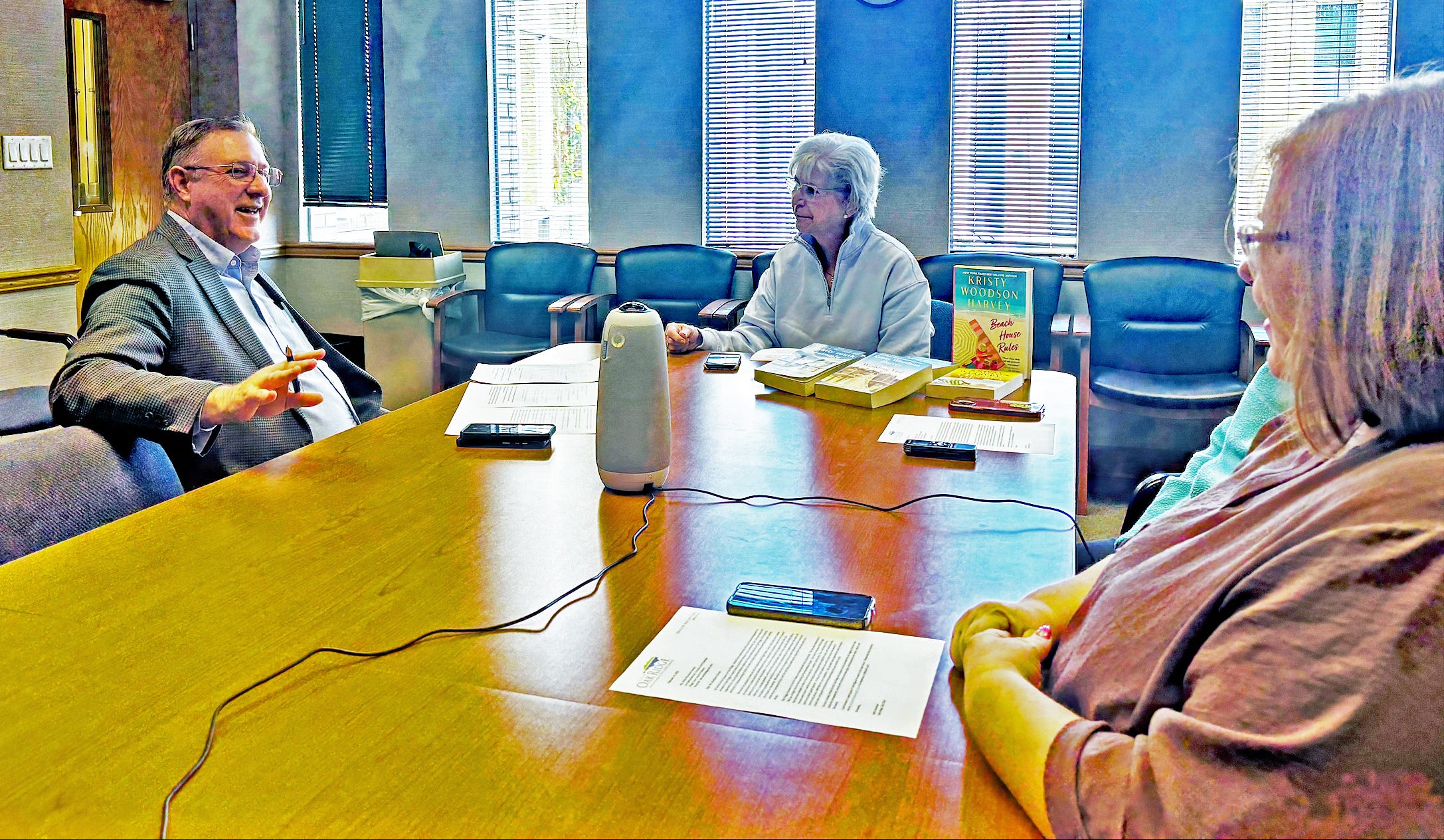 Oak Ridge city manager's surprising connection brings author here