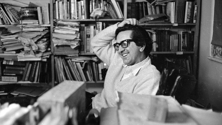 Len Deighton obituary: How a cookery cartoonist became a master spy writer