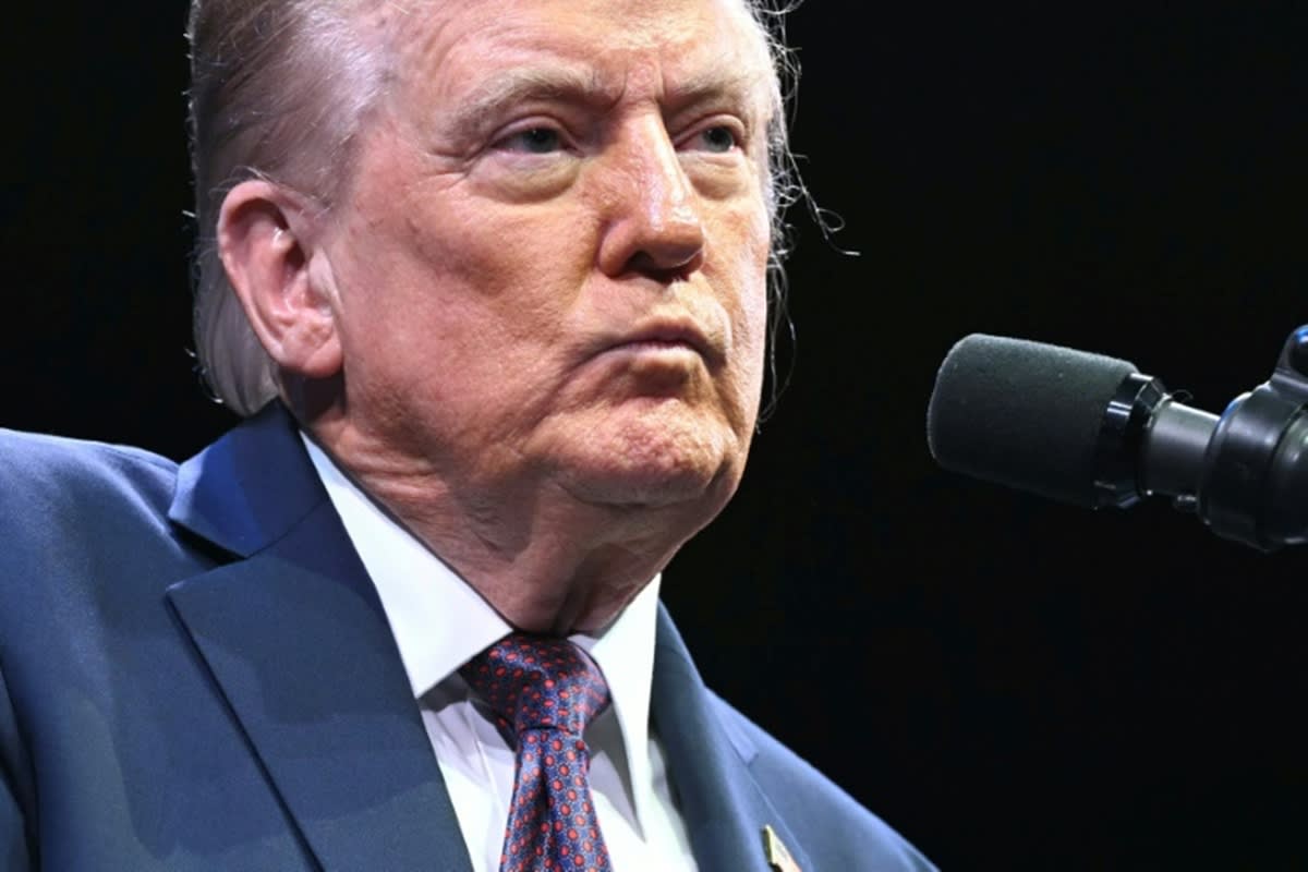 Trump hit with dementia claims as geriatric specialist points to ...