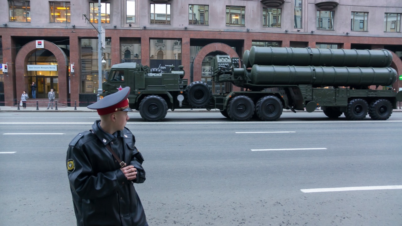 Ukraine says it hit Russian radar sites and an S-400 in Crimea<br><br>