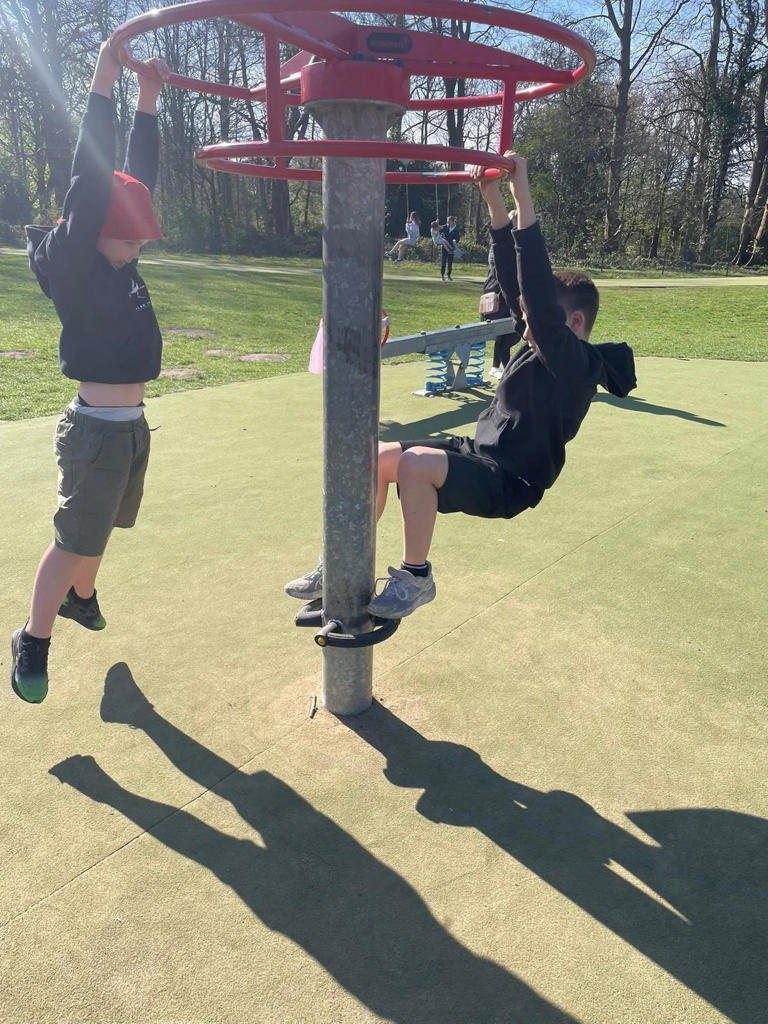 Nanny diaries: gross motor skills and writing