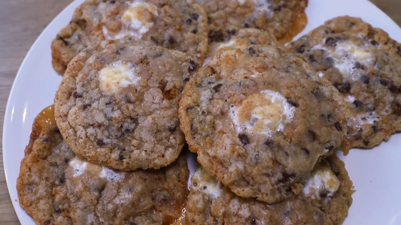 Milk Bar cornflake marshmallow chocolate chip cookies at home