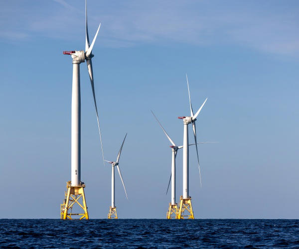 Report: Trump eyes $1 billion deal to halt offshore wind