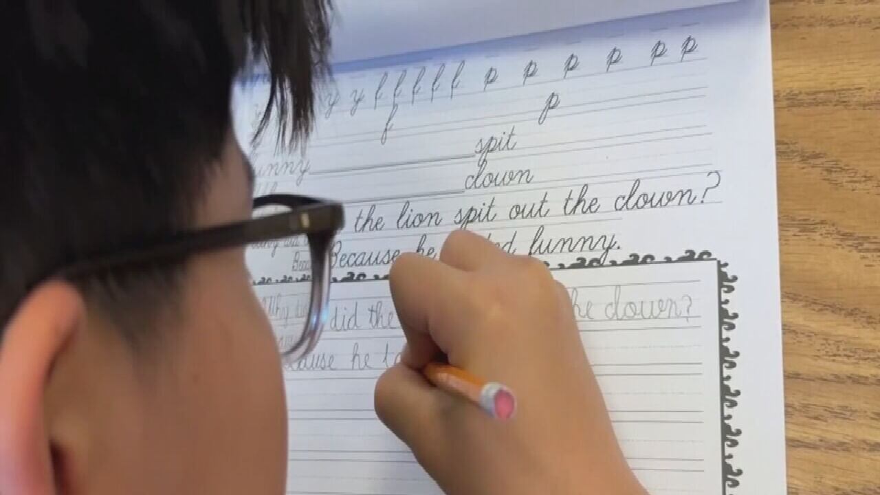 New Florida bill would make cursive writing a must-learn skill for kids