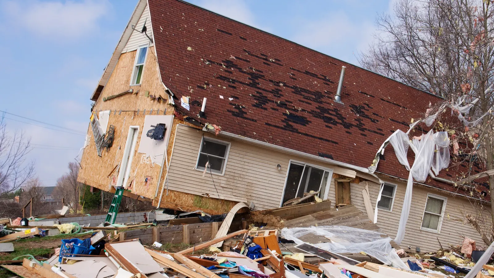 Oklahoma and Michigan begin cleanup after tornadoes kill at least eight