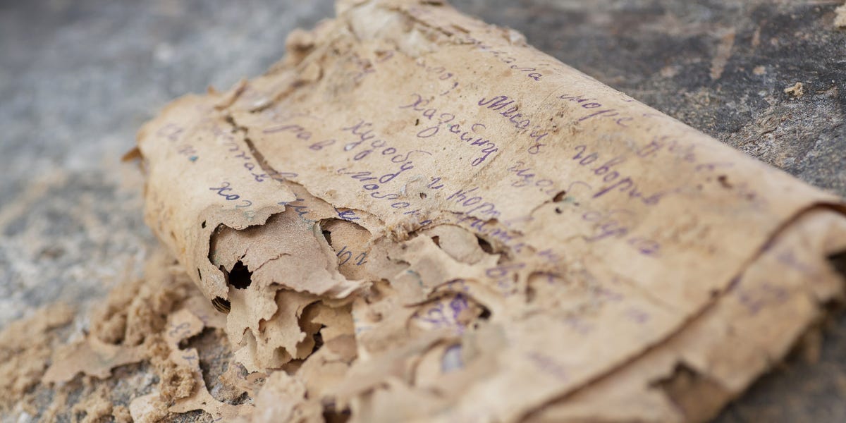 Archaeologists unearthed a 400-year-old letter. It confirmed the existence of a legendary king.<br><br>