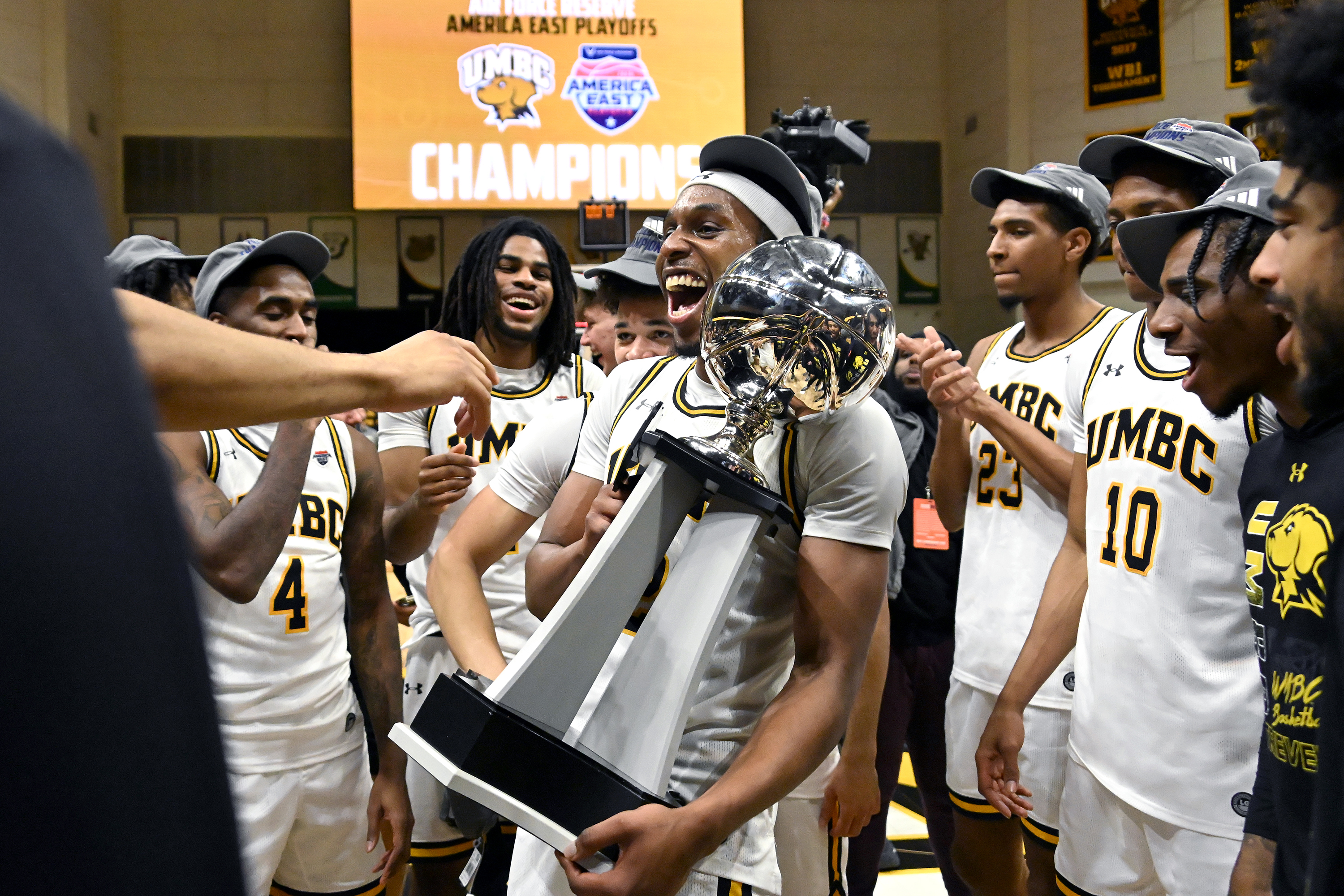 March Madness bracket: Picking the First Four games for Tuesday night ...