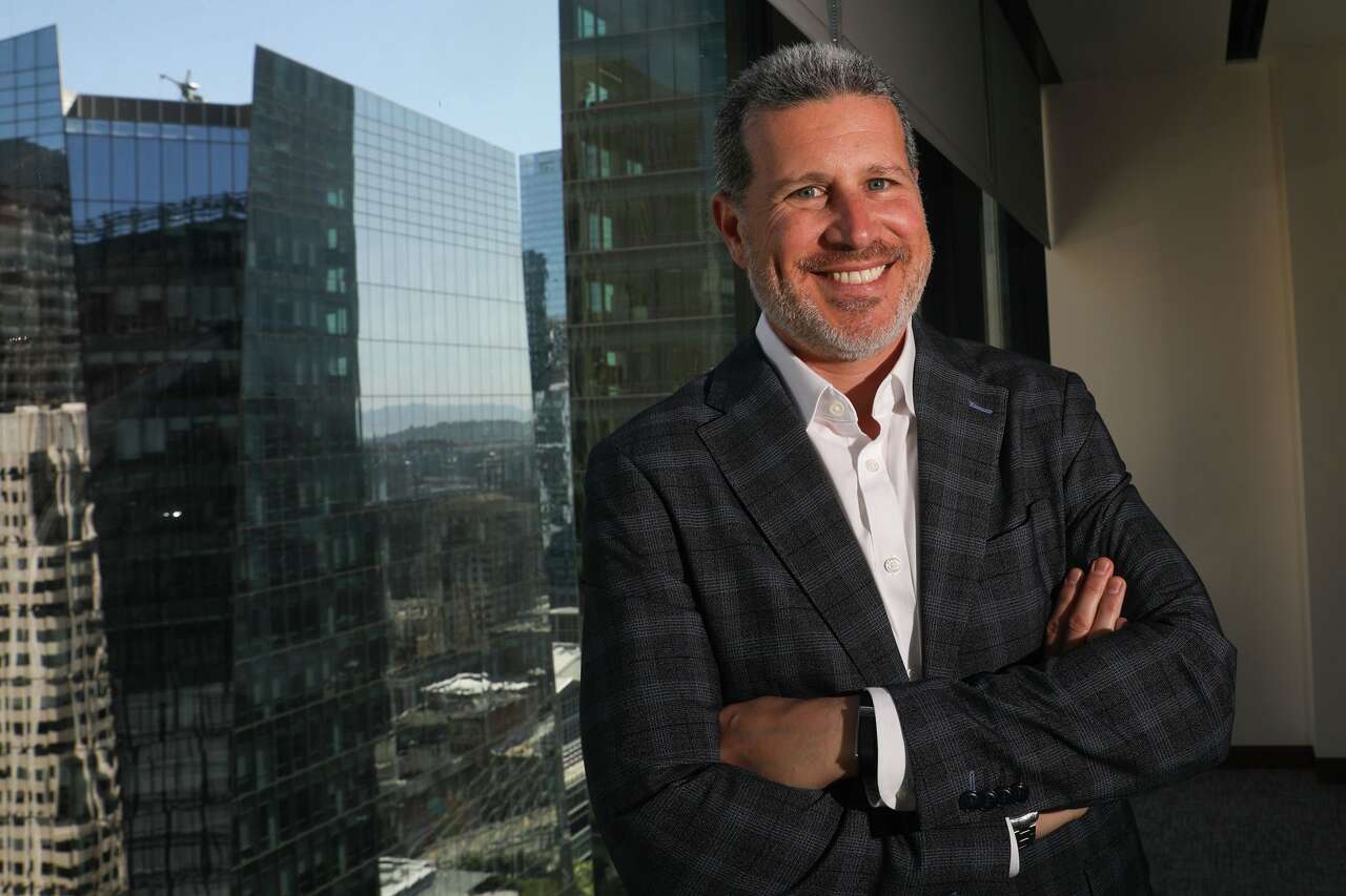 Exclusive: JPMorgan Chase to hire more Bay Area bankers as company ...