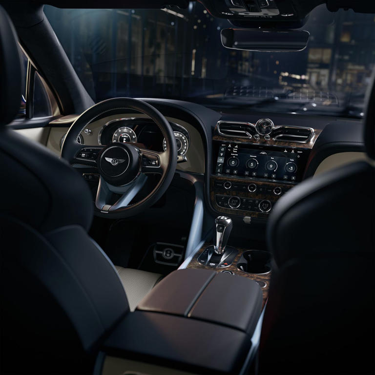 View interior photos of the 2027 Bentley Bentayga Antenara Edition