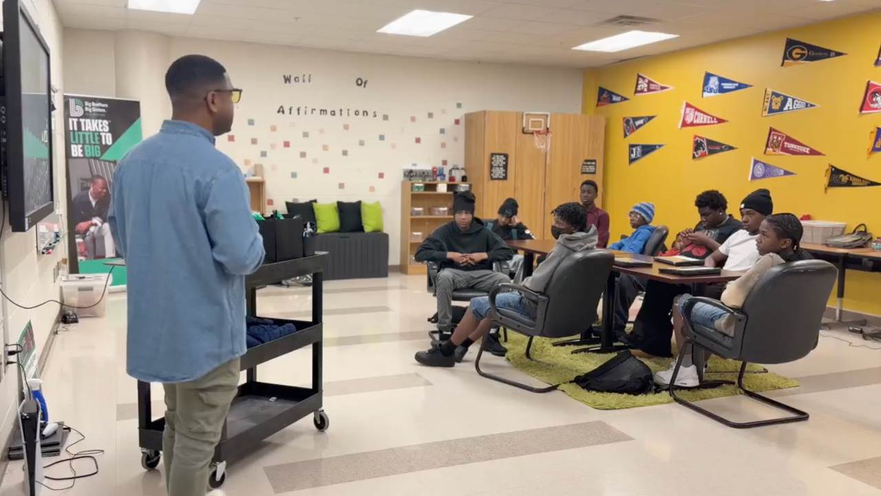 Level Up mentorship helping students succeed in Atlanta
